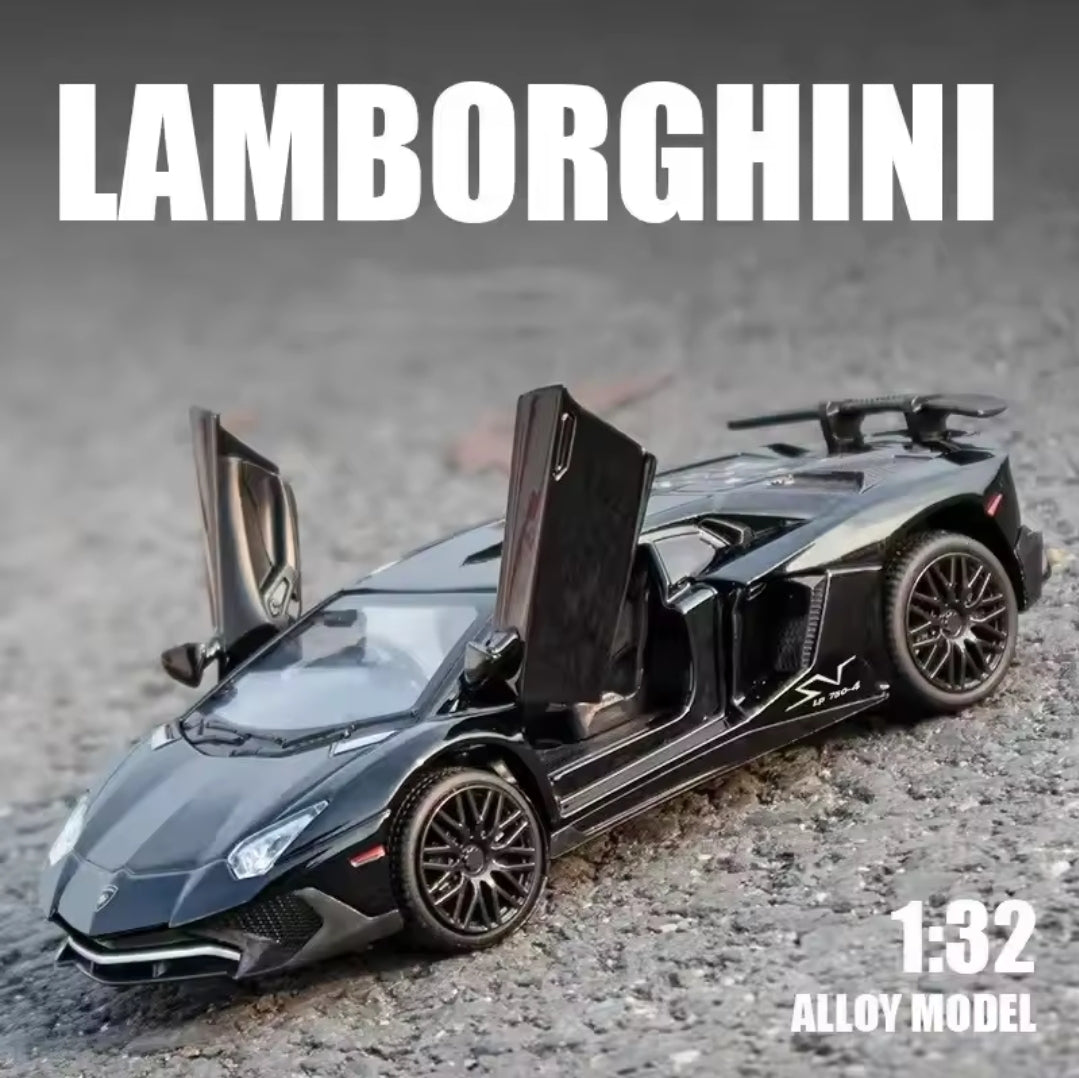 Die-Cast Lamborghini LP 450 Model Collectible Car