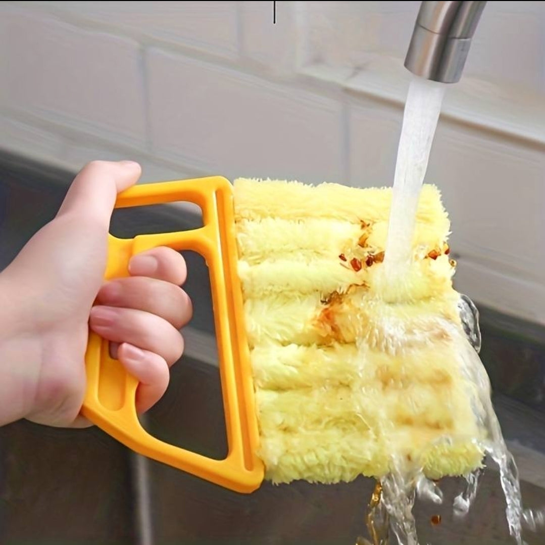 Innovative Blind Cleaning Tool – Multi-Purpose Home Cleaning Solution