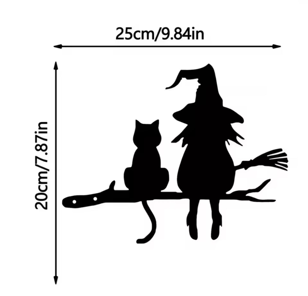 Iron Silhouette – Witch with and Cat