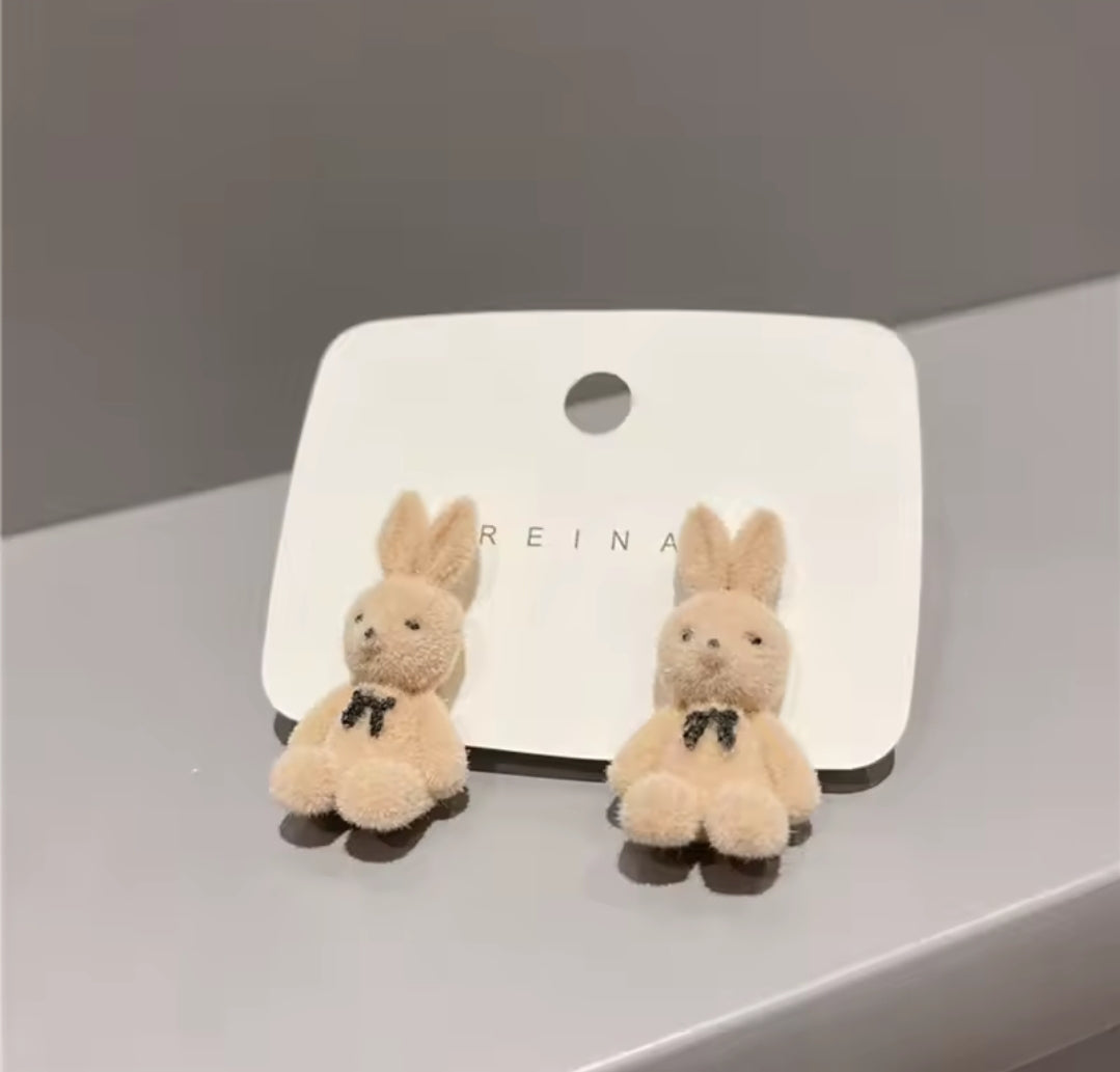 Rabbit Shaped Novelty Trendy Stud Earrings